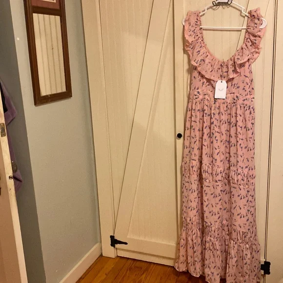 free the roses pink dress Free The Roses Maxi Dress S Pink Ruffle Sleeves Tiered Lined Zip Closure